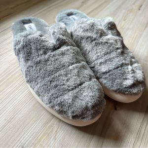 Tom’s Furry House Slipper with Hard bottom